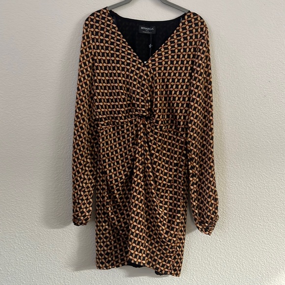 MinkPink Valentina mini dress size medium NWT - Picture 2 of 9